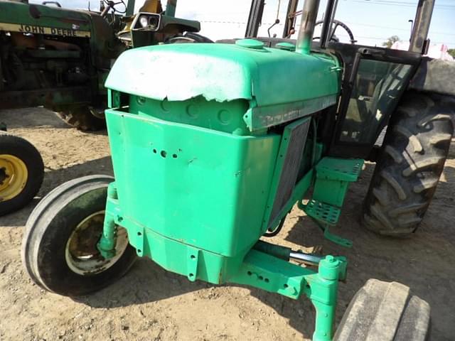 Image of John Deere 2350 equipment image 3