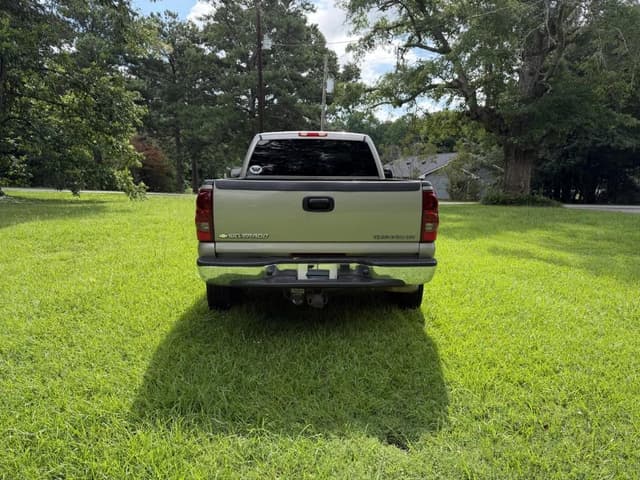 Image of Chevrolet 1500HD equipment image 4