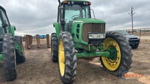 2010 John Deere 7330 Image