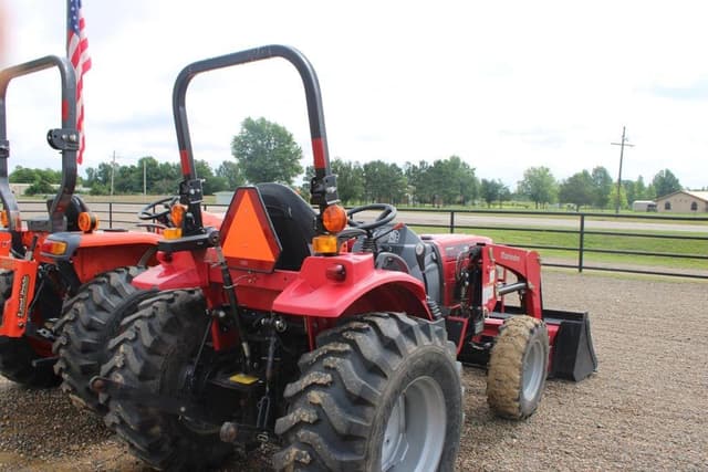 Image of Mahindra 1626 HST equipment image 2