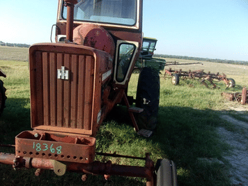 Main image International Harvester 706