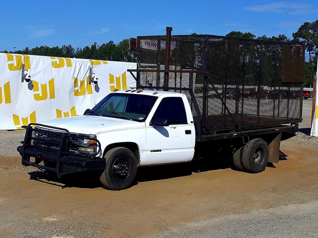 Image of Chevrolet GMT400 Primary image