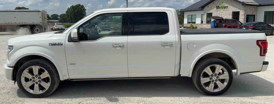 Image of Ford F-150 Primary image