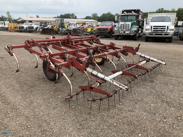 Image of International Harvester 45 equipment image 2