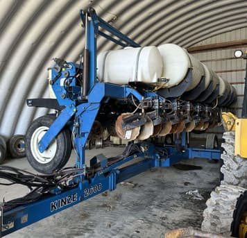 Main image Kinze 2600