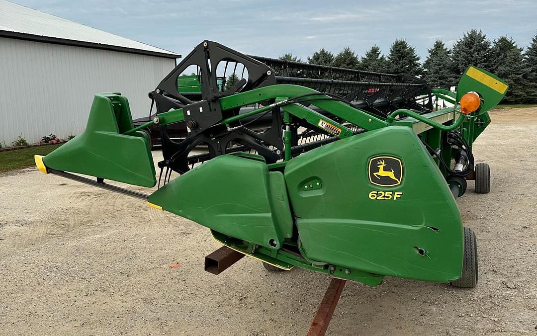 Image of John Deere 625F Primary image