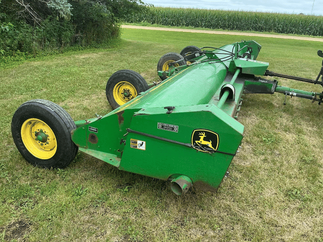 Image of John Deere 220 equipment image 3