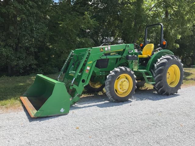 Image of John Deere 5065E equipment image 1