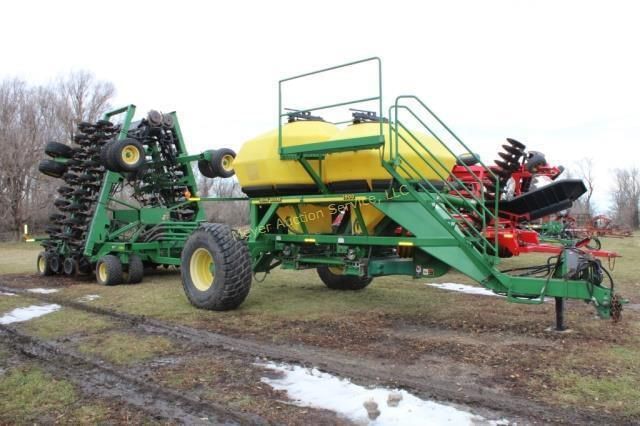 Main image John Deere 1900