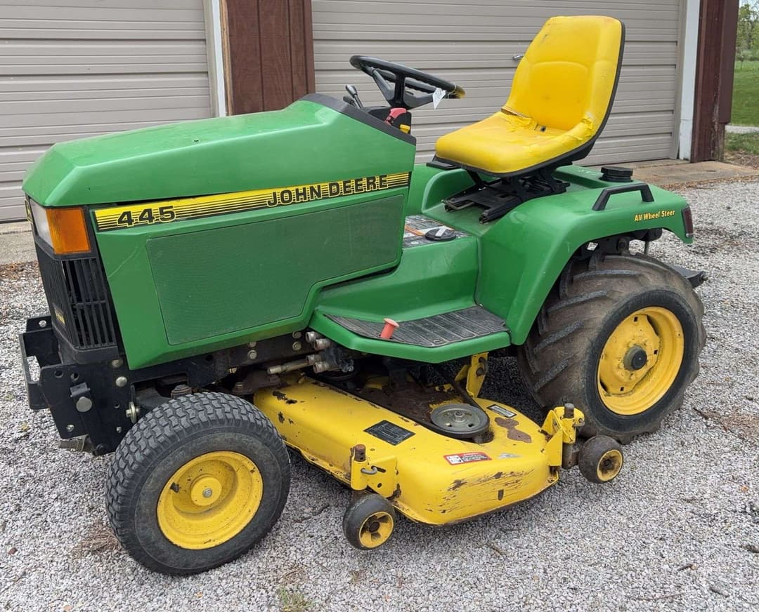 Image of John Deere 445 Primary image