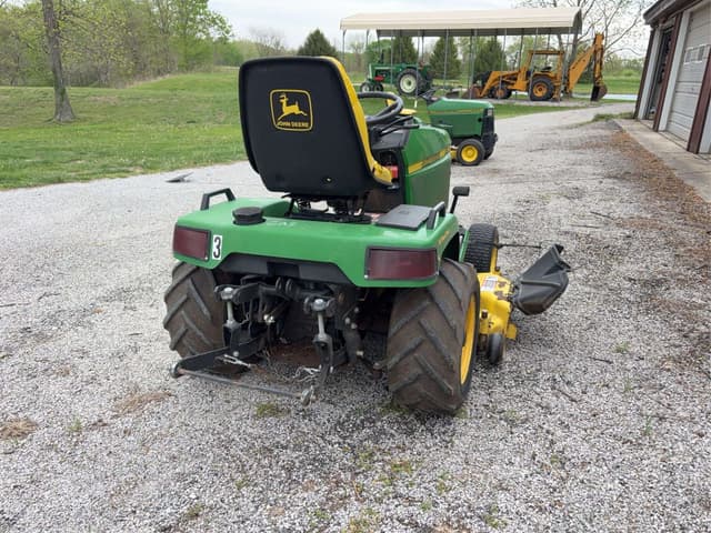 Image of John Deere 445 equipment image 3