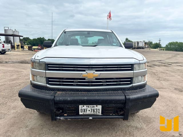 Image of Chevrolet 2500HD equipment image 1