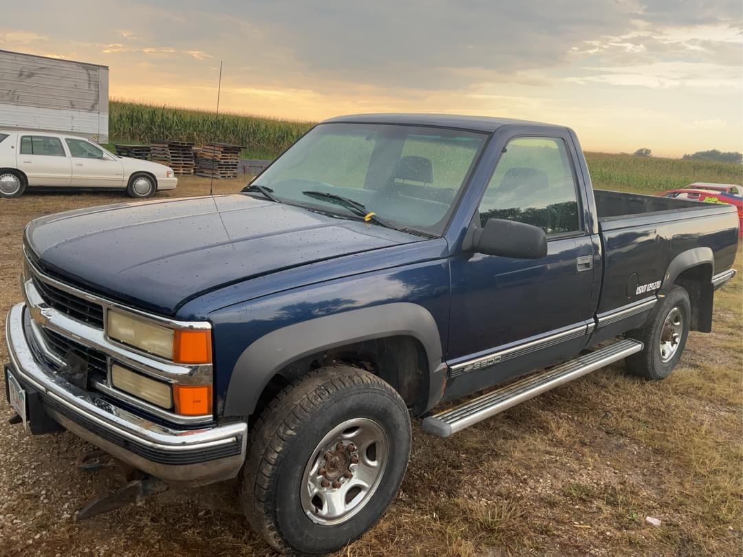 Image of Chevrolet 3500 Primary image