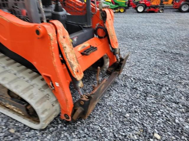 Image of Kubota SVL75-2 equipment image 2