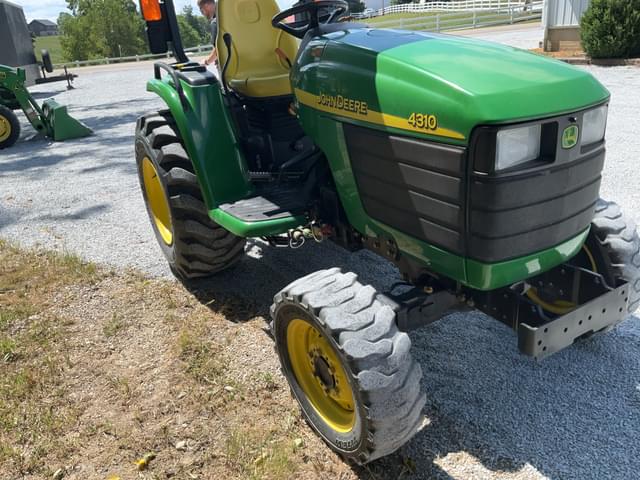 Image of John Deere 4310 equipment image 2