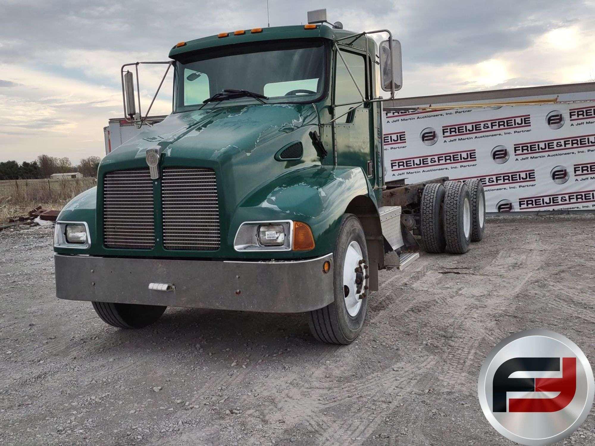 Main image Kenworth T300