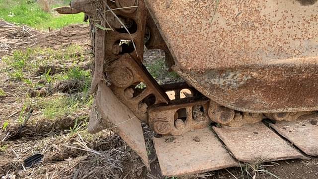 Thumbnail image Caterpillar D717A 33