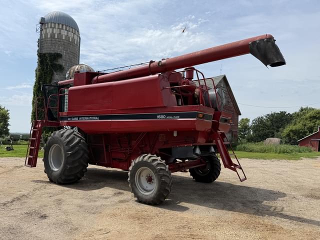 Image of Case IH 1680 equipment image 2
