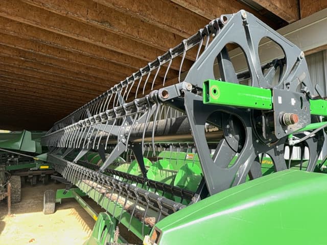 Image of John Deere 625F equipment image 4