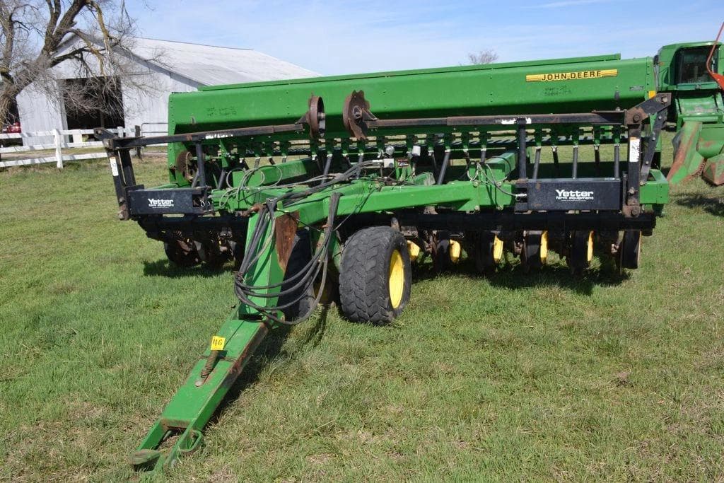 Image of John Deere 750 Primary image