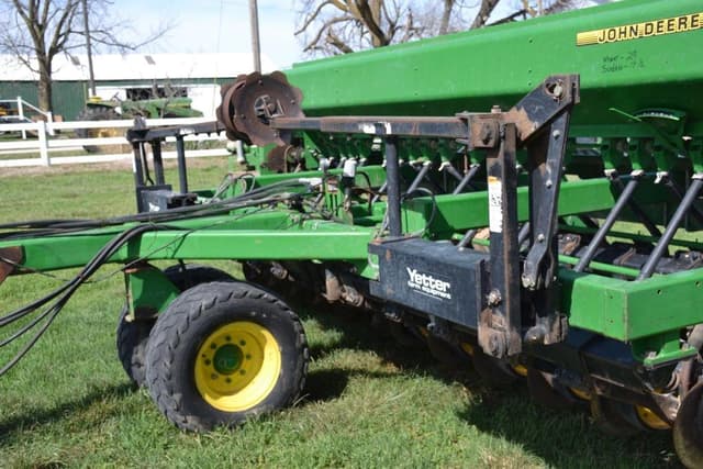 Image of John Deere 750 equipment image 2