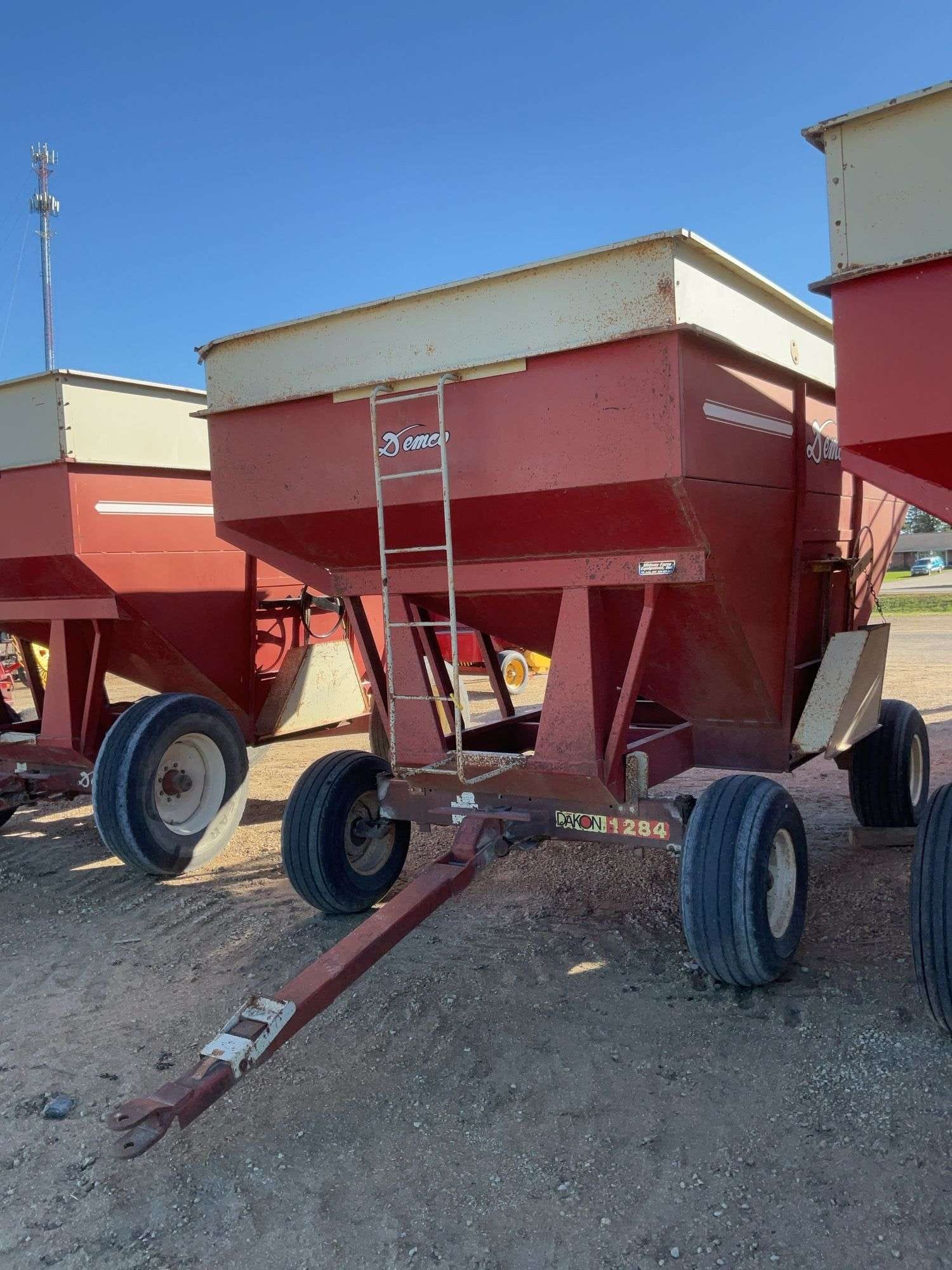 Demco 300 Equipment Image0