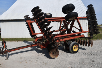 Main image International Harvester 496