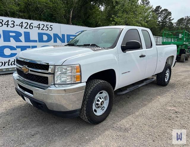 Image of Chevrolet 2500HD equipment image 1