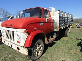 1966 Ford F-700 Equipment Image0