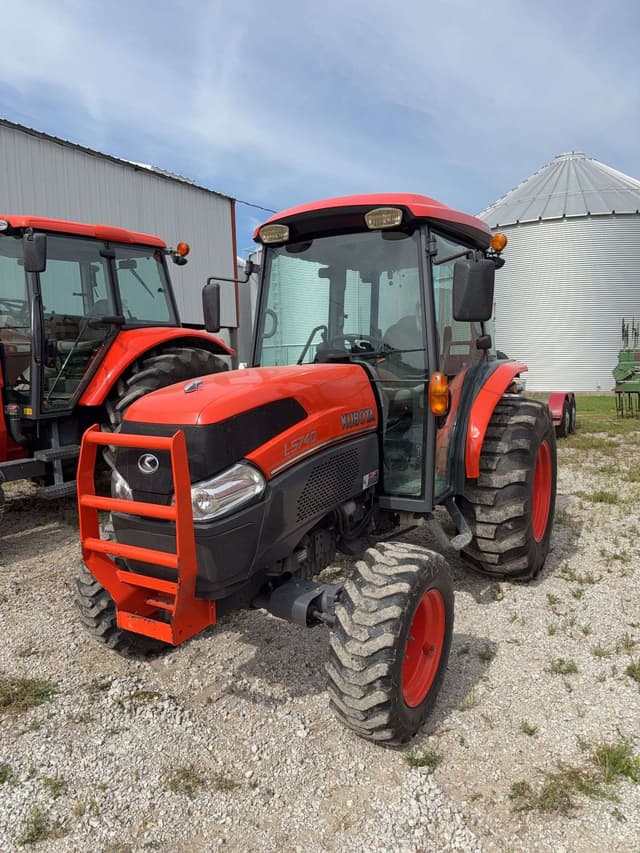 Image of Kubota L5740 equipment image 2