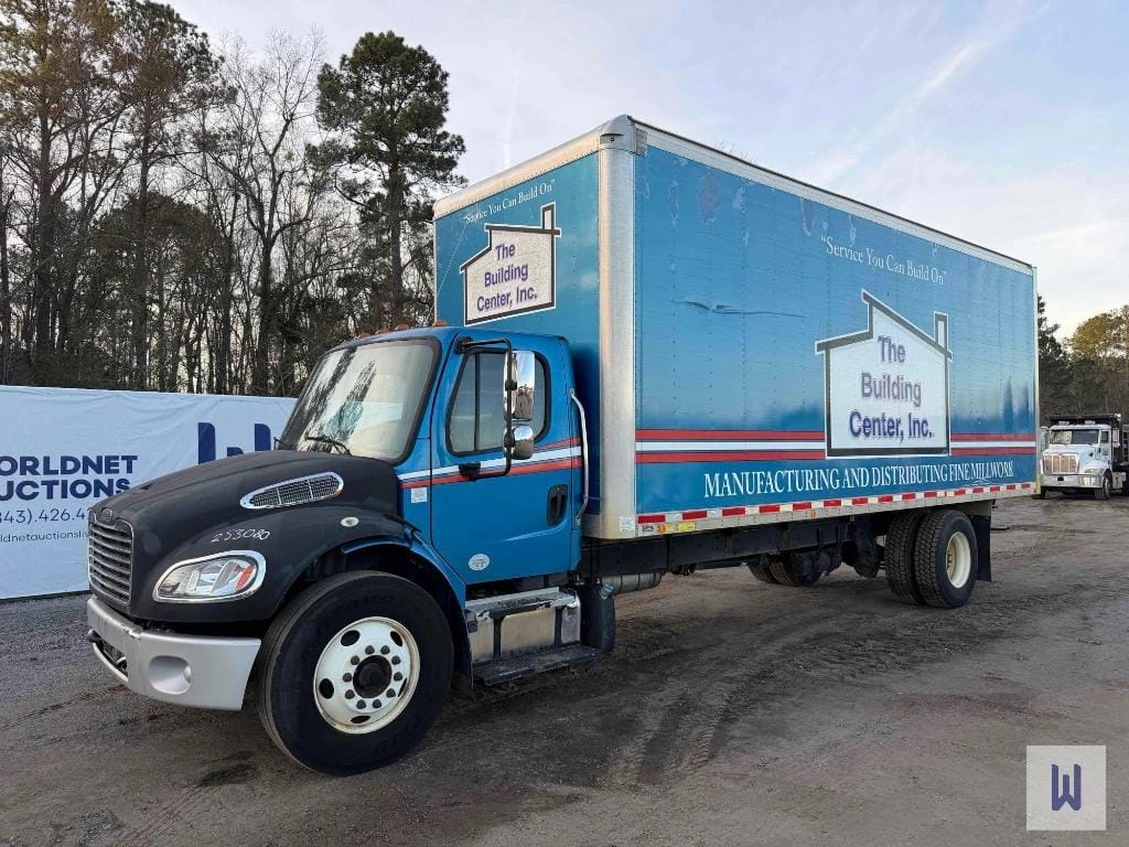 2015 Freightliner M2 106 Equipment Image0