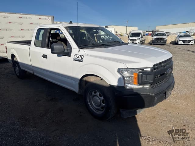 Image of Ford F-150 equipment image 2