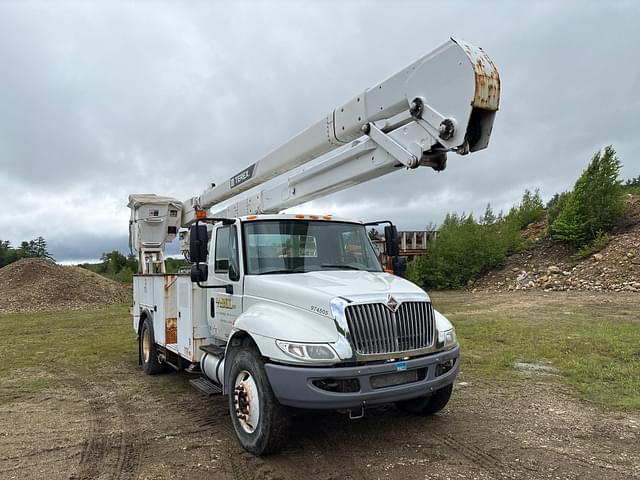 Image of International 4300 SBA equipment image 2