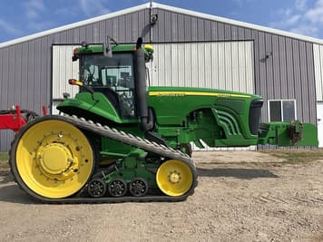 Main image John Deere 8520T