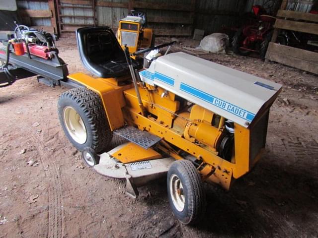 Image of Cub Cadet 124 equipment image 2