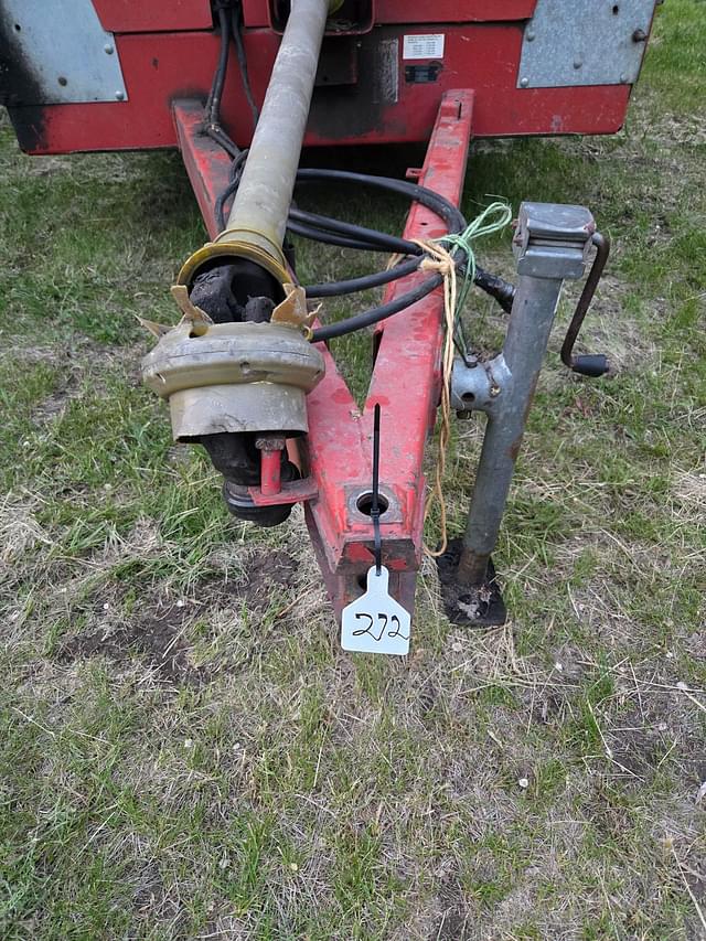 Image of New Idea 3743 equipment image 4