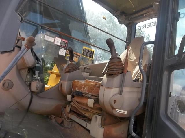 Image of John Deere 270DLC equipment image 4