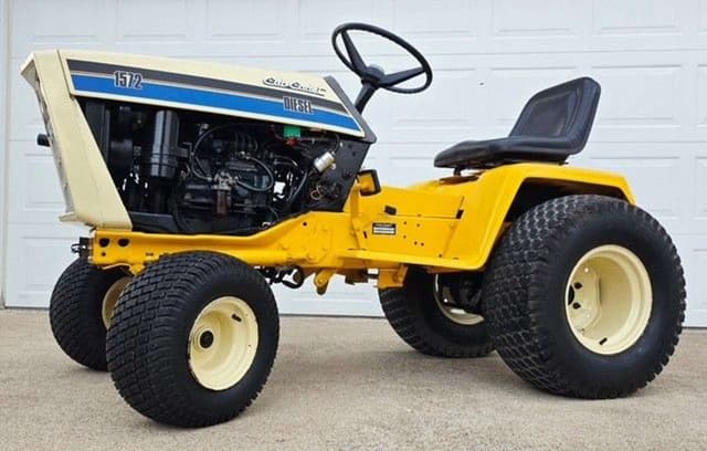 Image of Cub Cadet 1572 equipment image 3