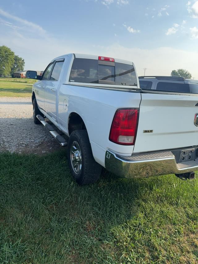 Image of Dodge Ram 2500 equipment image 3