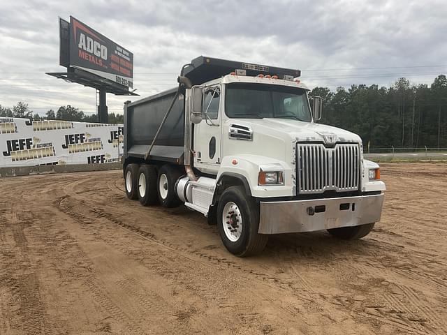 Image of Western Star 4700SF equipment image 2