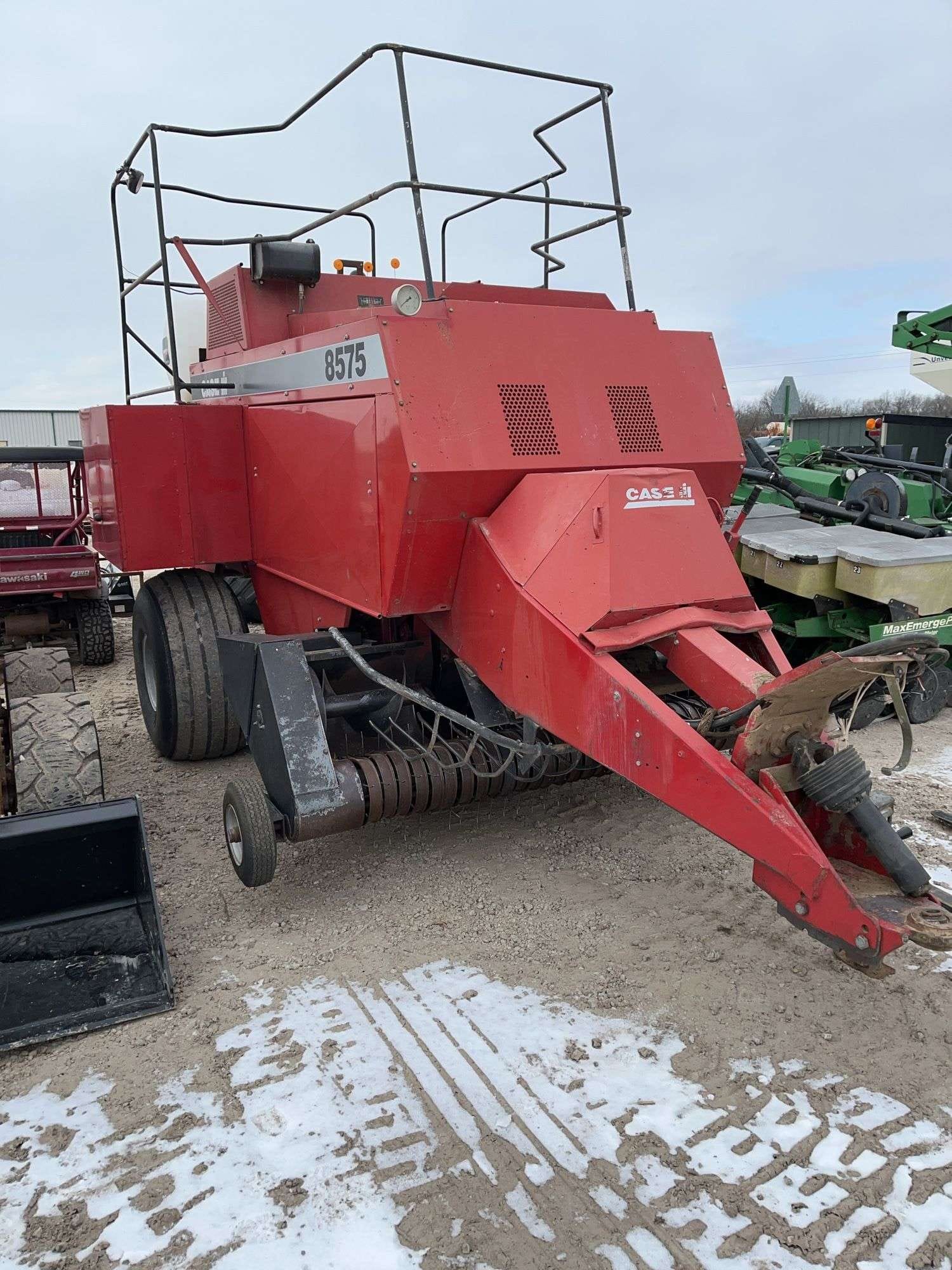 Case IH 8575 Equipment Image0