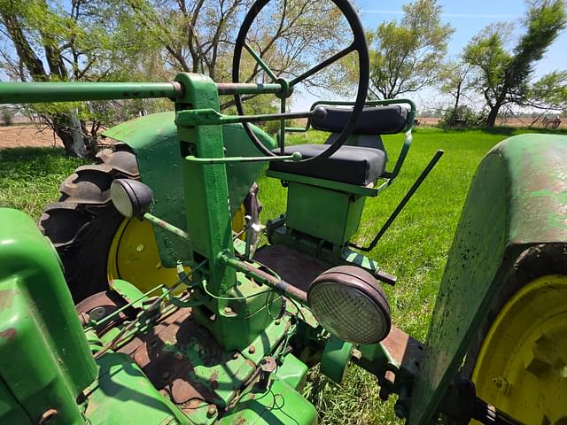 Image of John Deere B equipment image 4