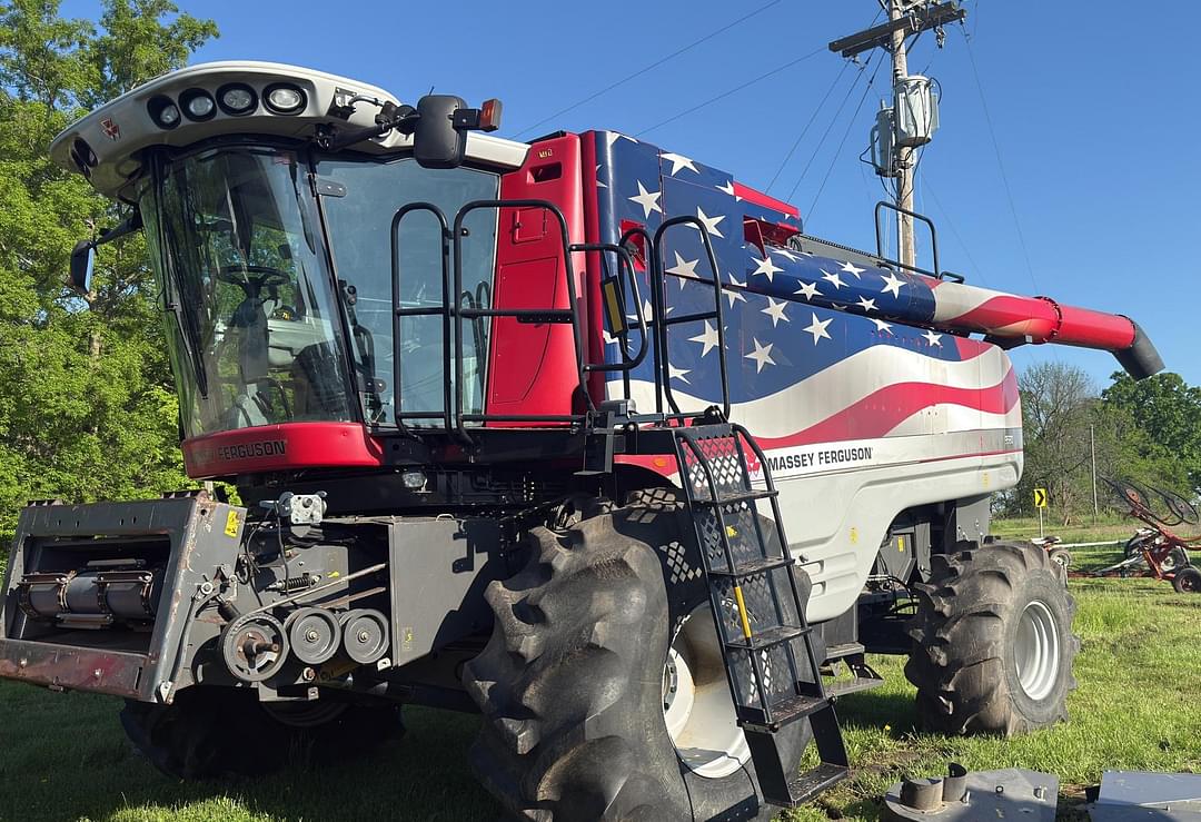 Image of Massey Ferguson 9560 Primary image