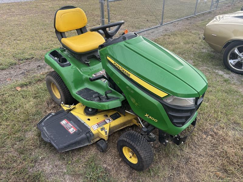Image of John Deere X300 Image 1
