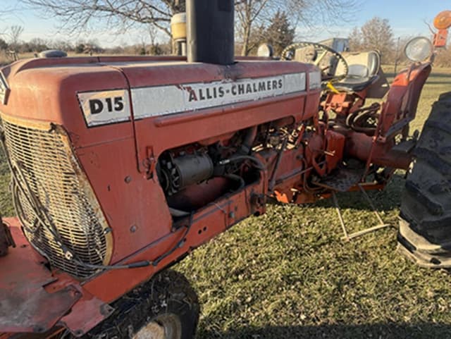 Image of Allis Chalmers D15 equipment image 2
