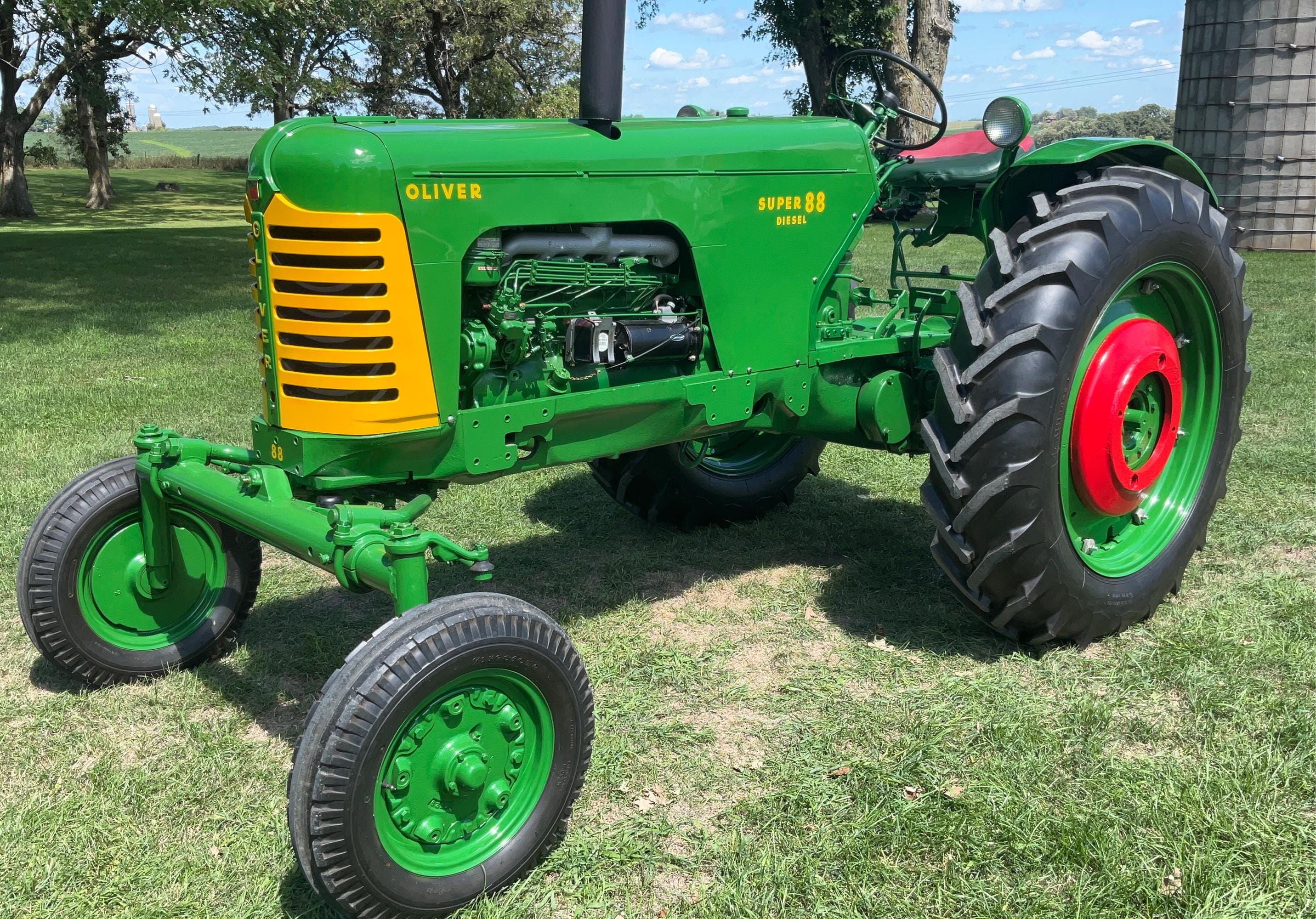 Main image Oliver Super 88