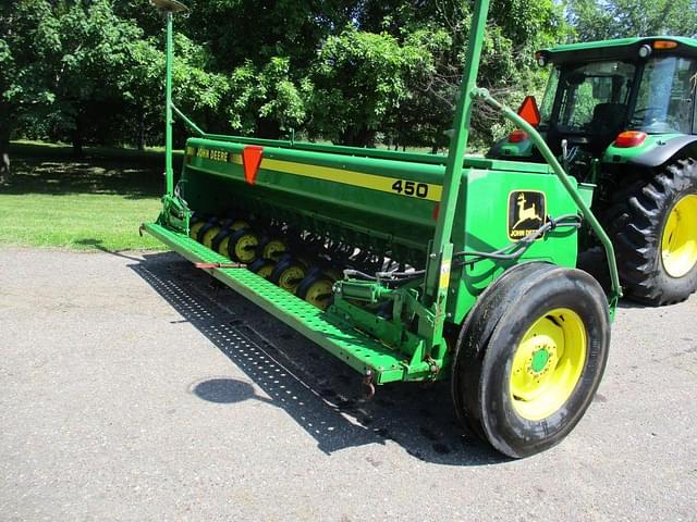 Image of John Deere 450 equipment image 4