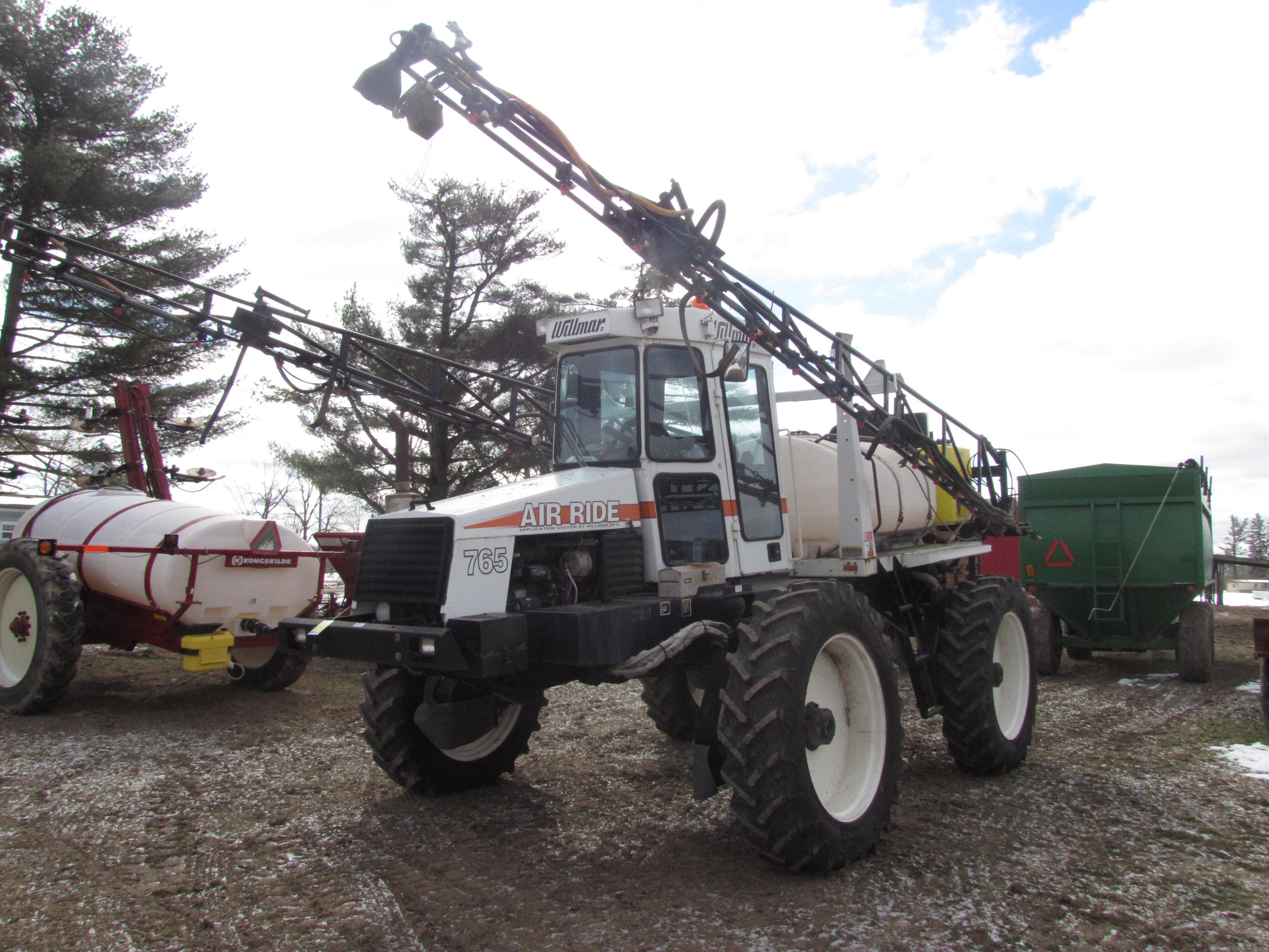 Main image Willmar 765