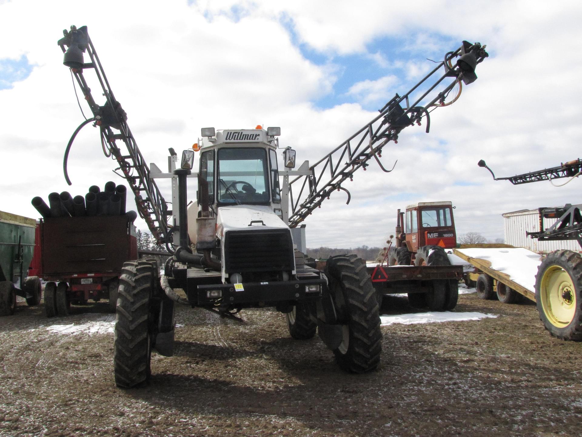 Main image Willmar 765 2