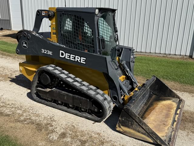 Image of John Deere 323E equipment image 1